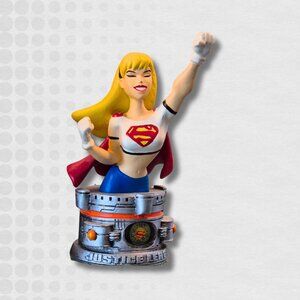 Super Girl DC Comics Resin Paperweight - no box